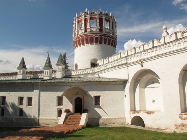 Зал-музей Игумении Серафимы (В. В. Черной) - в Напрудной башне Новодевичьего монастыря